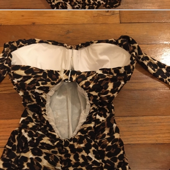 1950s Style Pinup Swimsuit By Unique Vintage - Picture 4 of 5